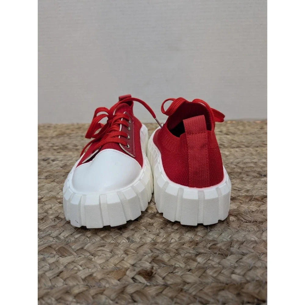 Red Flat Knitted Lace-up  Casual Walking Sneakers‎ NWOT Women's Size 39 / US 7